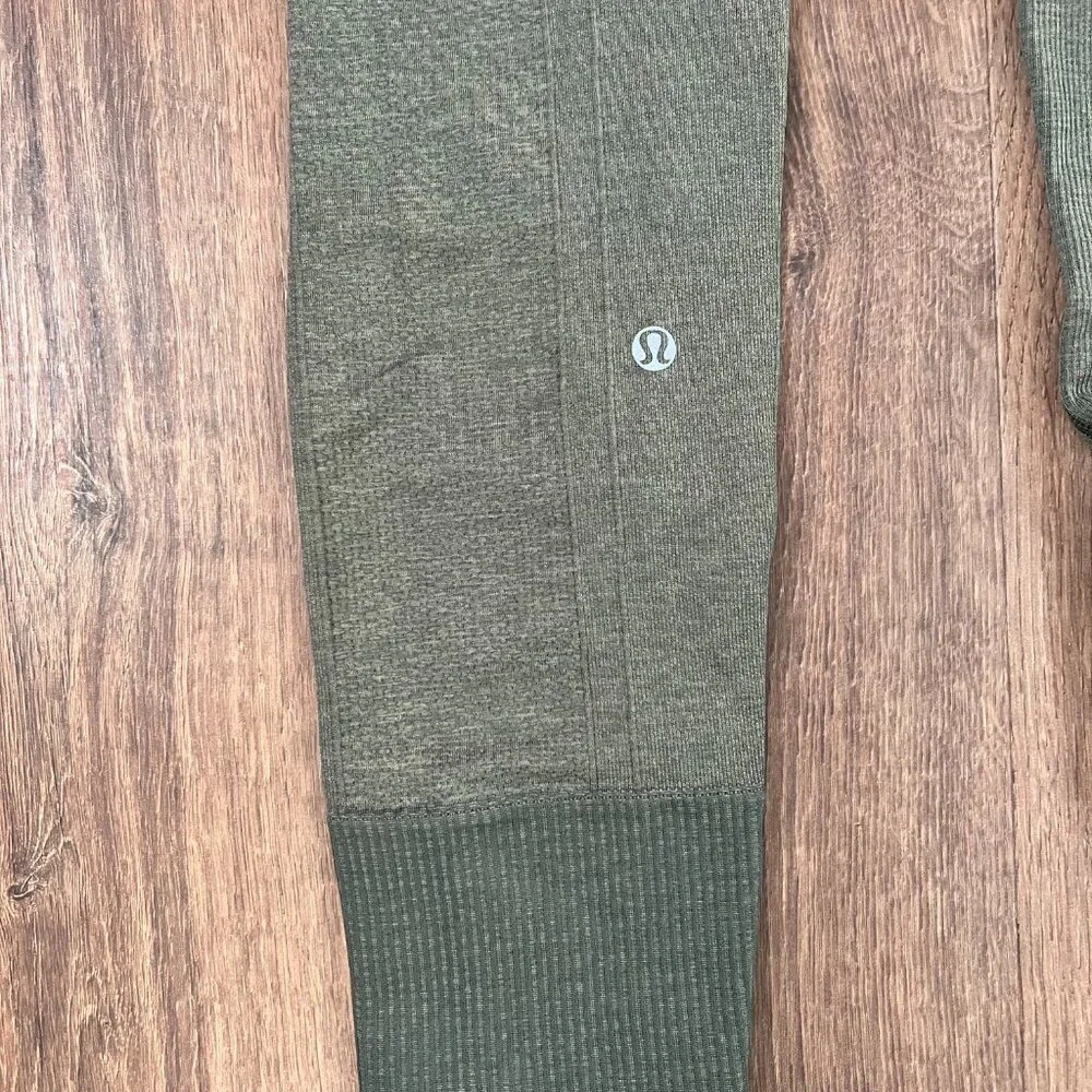 Lululemon Q5 Compression Leggings Olive Green Sz 4 - Picture 14 of 14